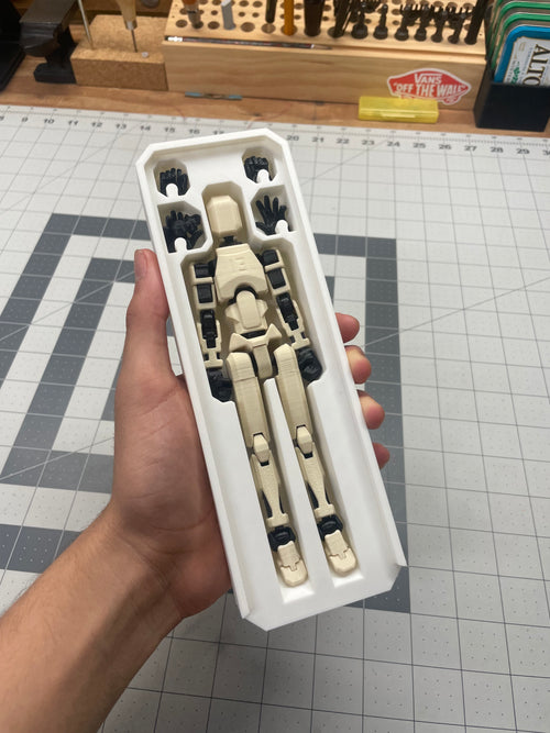 Dummy 13 case, With Dummy 13 %125 scale